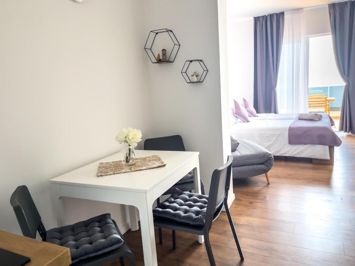 Apartments Goro Podstrana Eksteriør billede